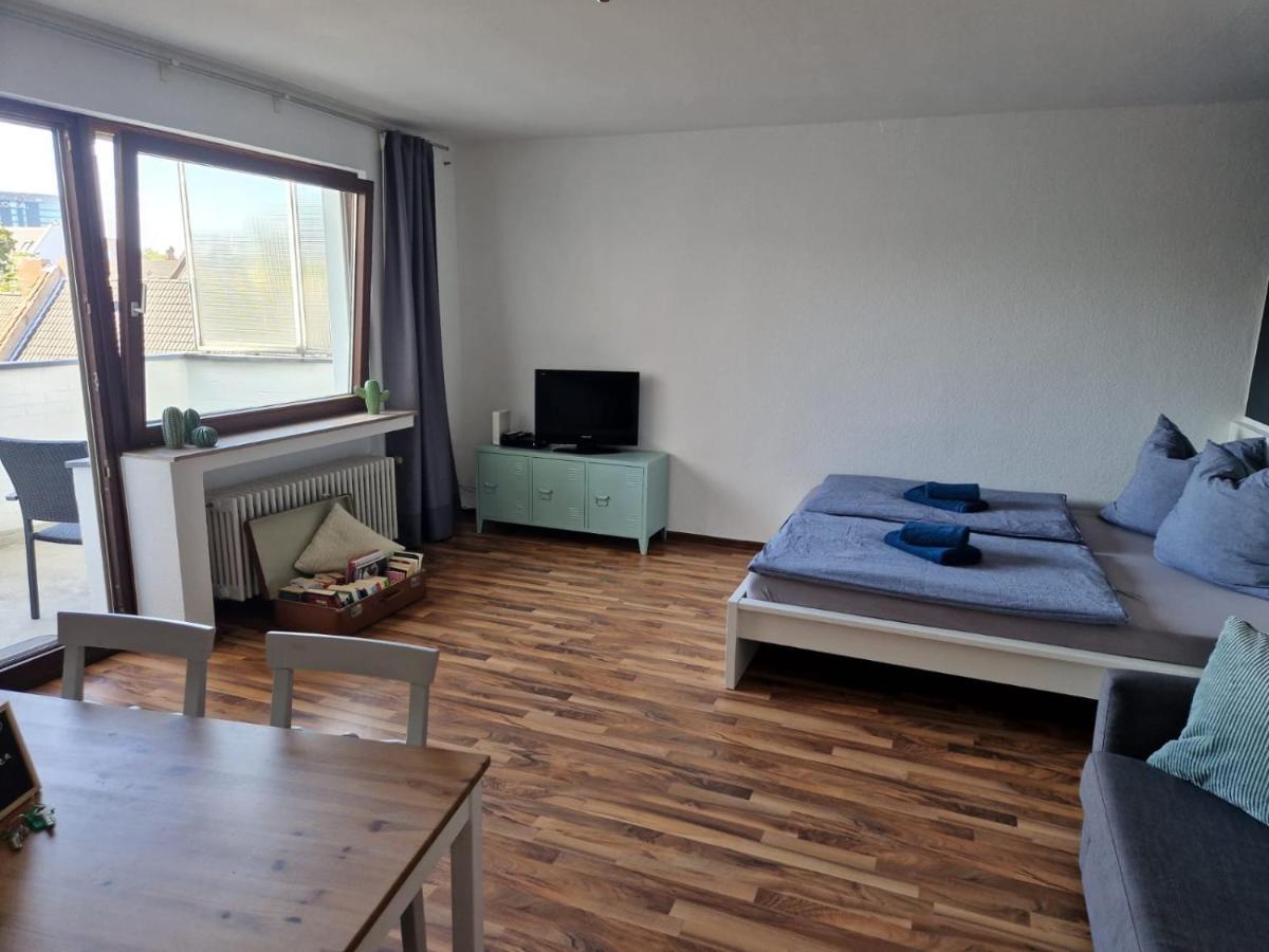 Appartement Well Located Flat With Balcony à Düsseldorf Extérieur photo